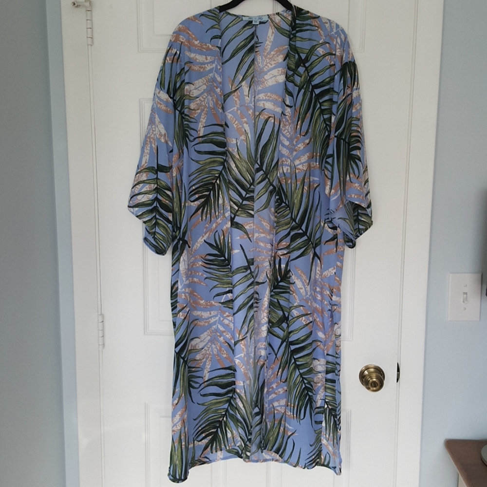 Palm leaf design kimono